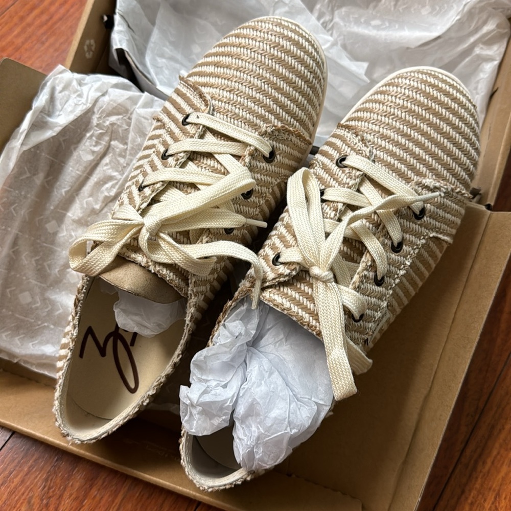 NEW-Aodiac shoes
